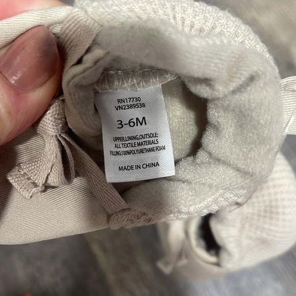 Baby shoes - Picture 6 of 6